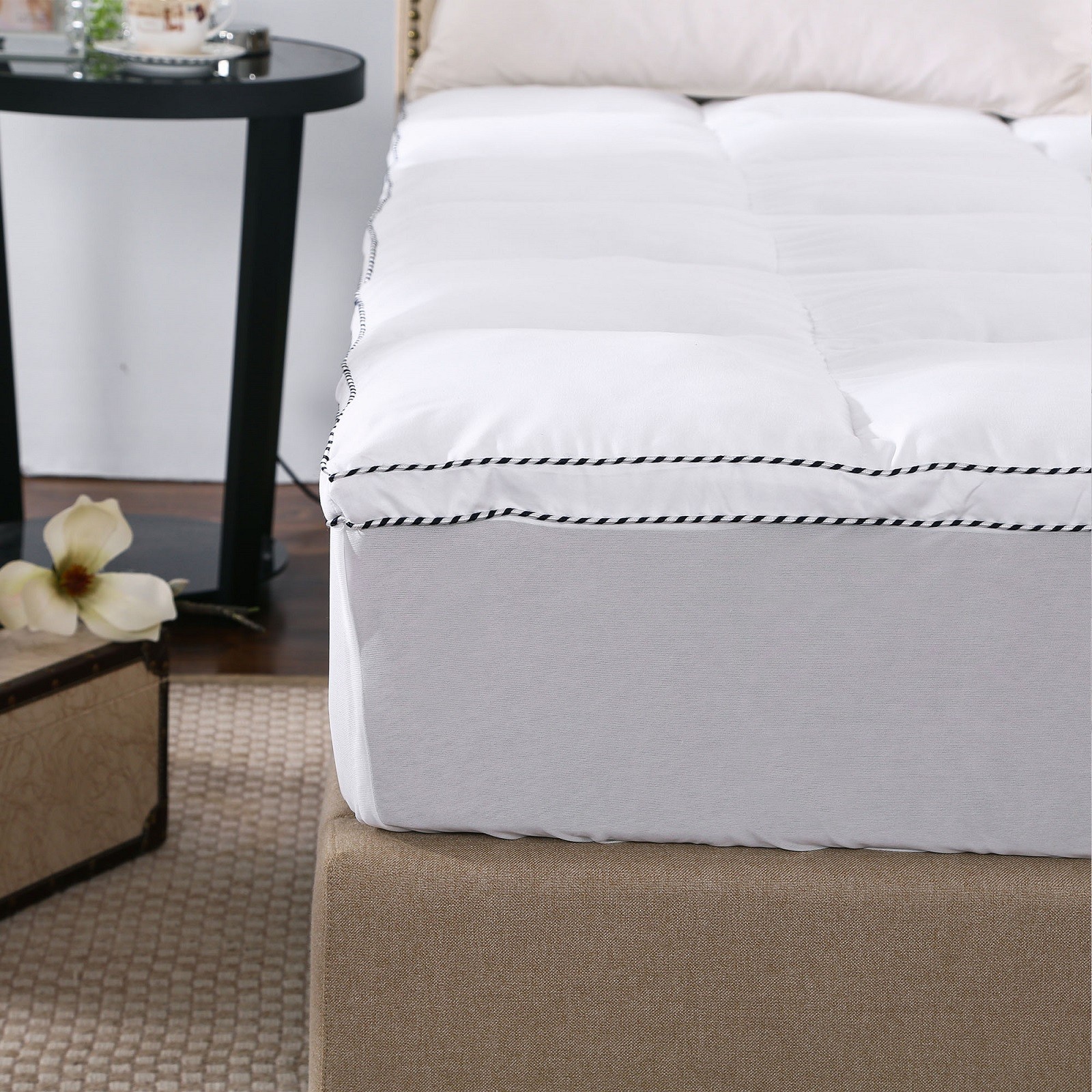 Royal Comfort 1000GSM Luxury Bamboo Fabric Gusset Mattress Pad Topper