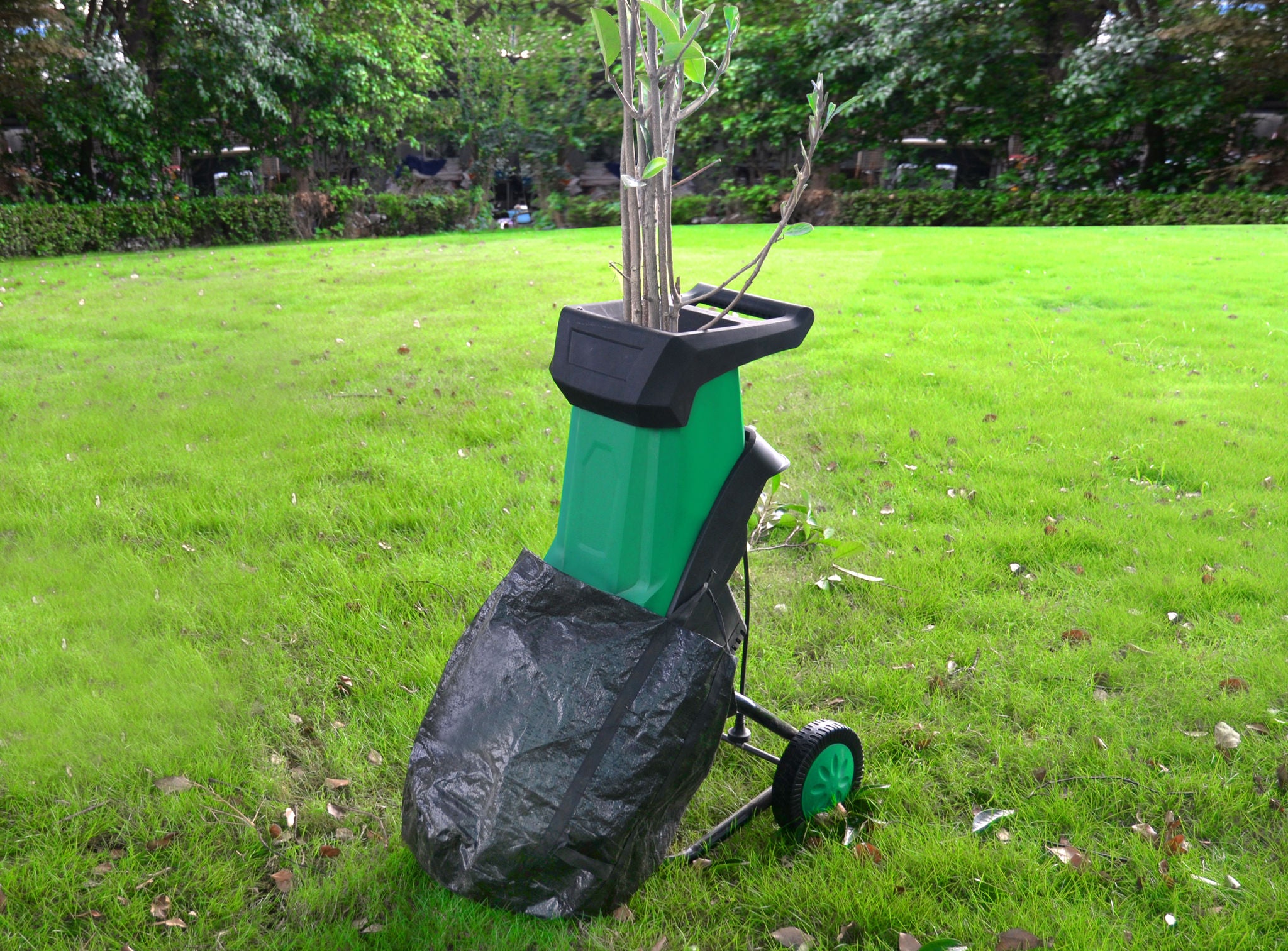 Garden Shredder Mulcher GS 2400402 Buy Mulchers