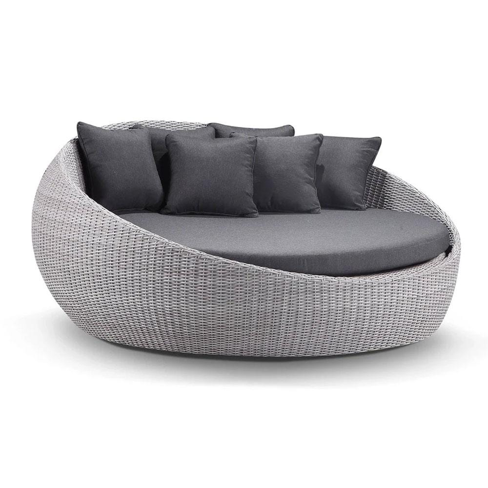 Large Newport Round Outdoor Wicker Daybed Without Canopy - Kimberly