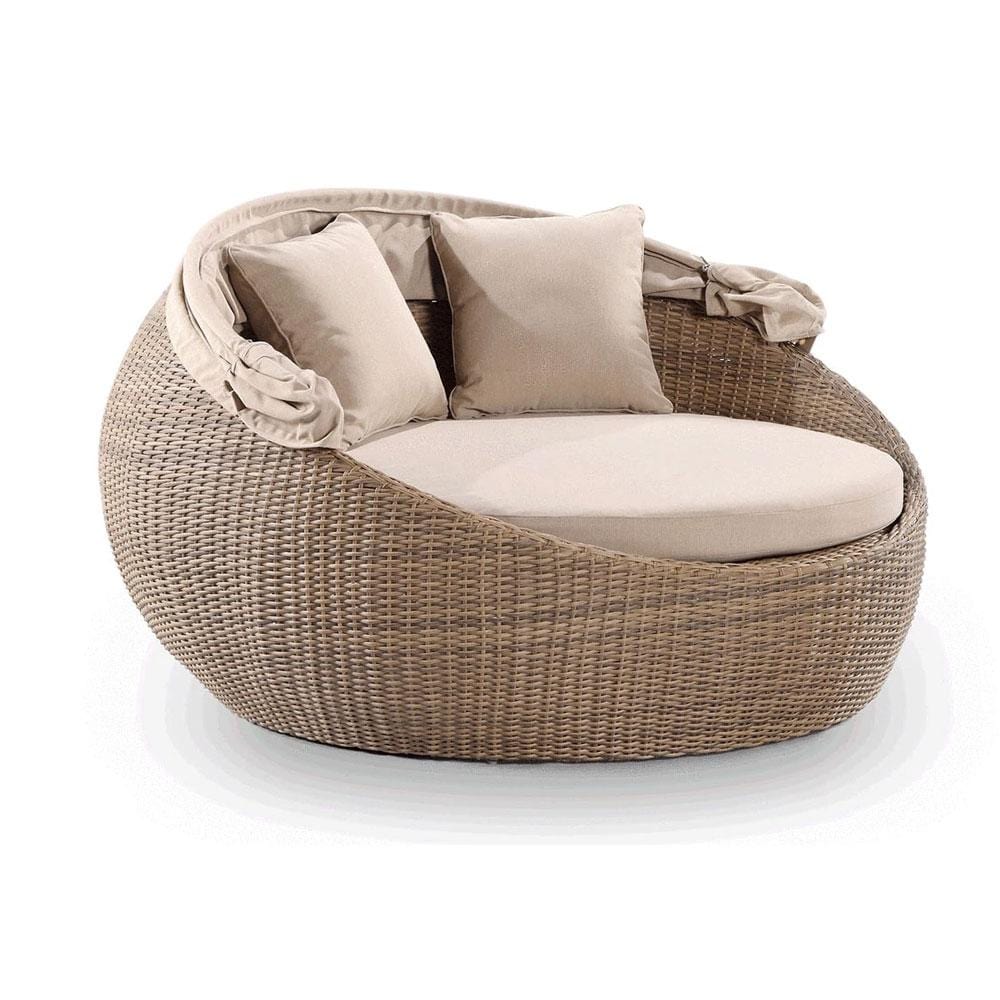 Newport Outdoor Round Wicker Daybed With Canopy - Kimberly | Buy