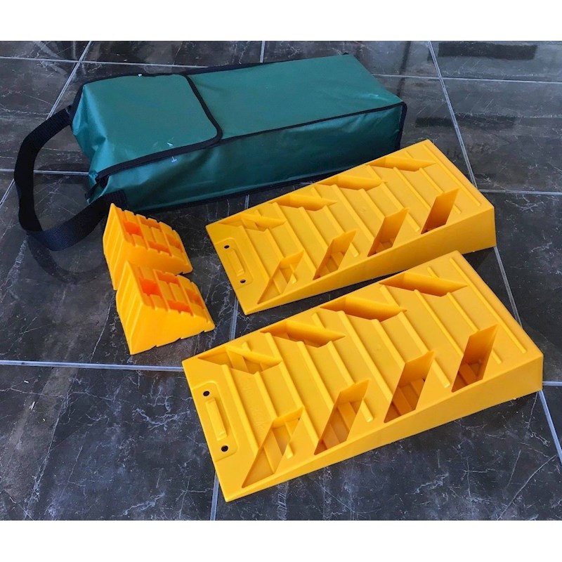 Dual Axle Caravan / RV Levelling Ramp Hit with Chocks and Carry Bag