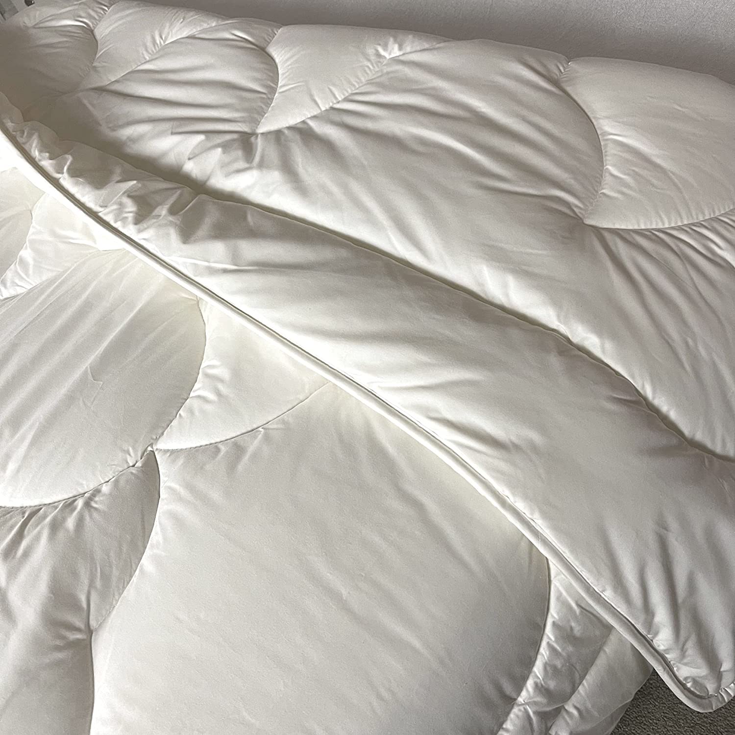 500GSM Australian Downs Wool Quilt (Single/ Double/ Queen/ King/ Super