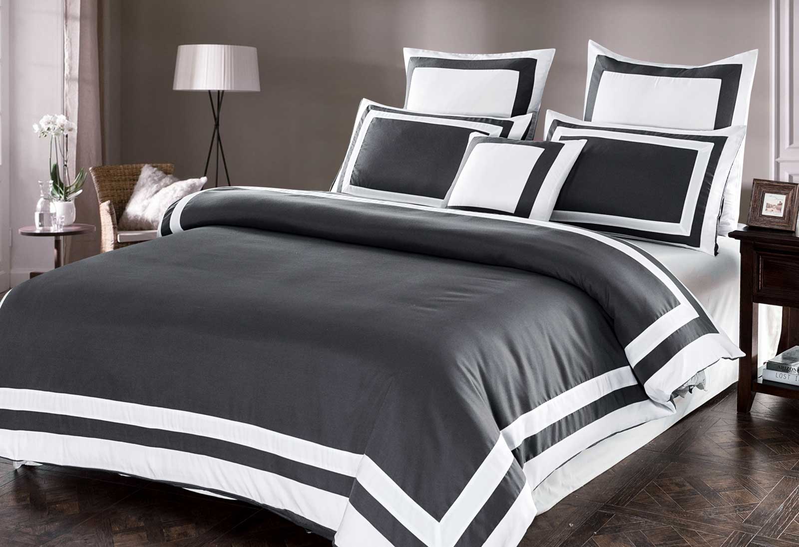 Striped Grey 3pcs Luxton Bailey Quilt Cover Set (Queen / King / Super