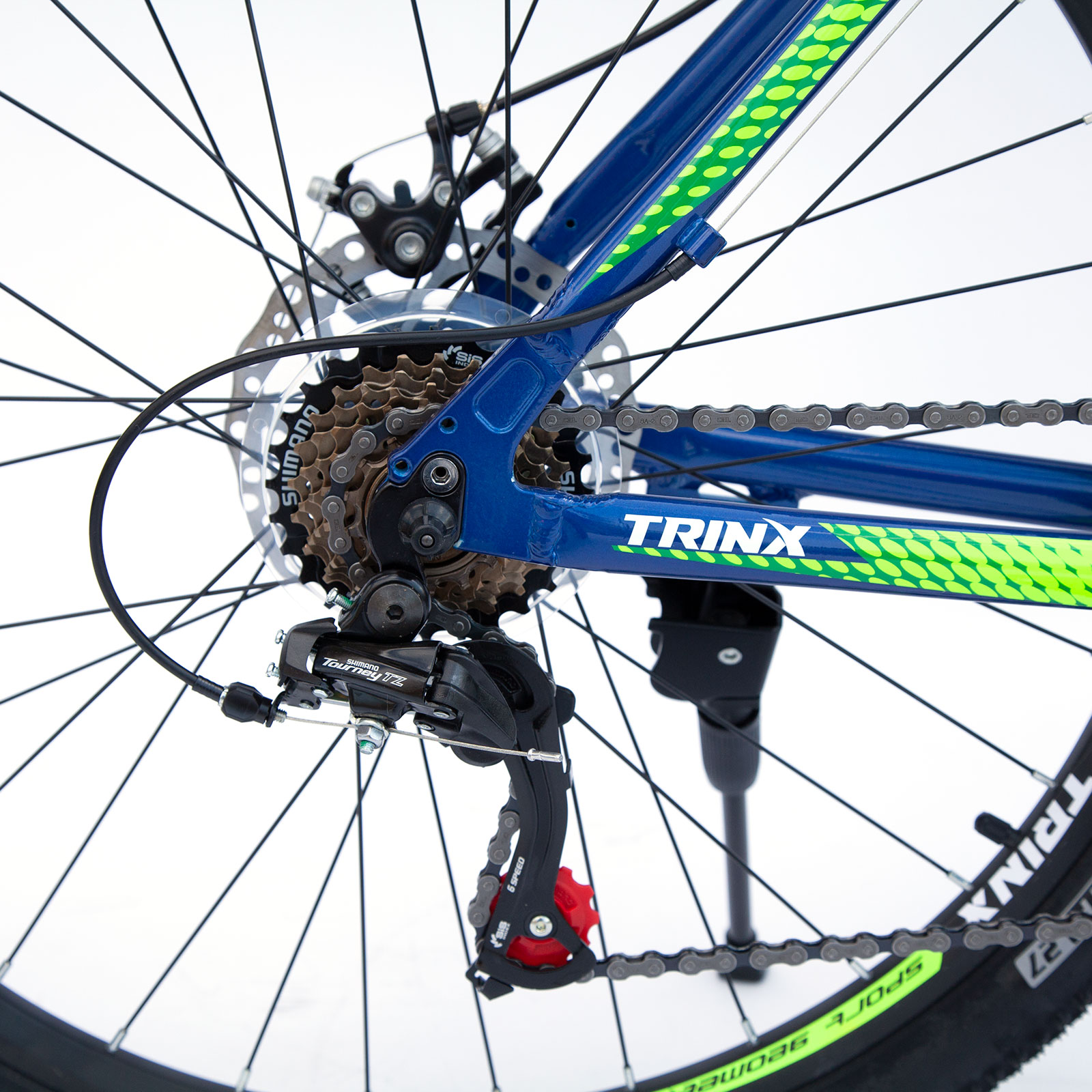 trinx m136 mountain bike