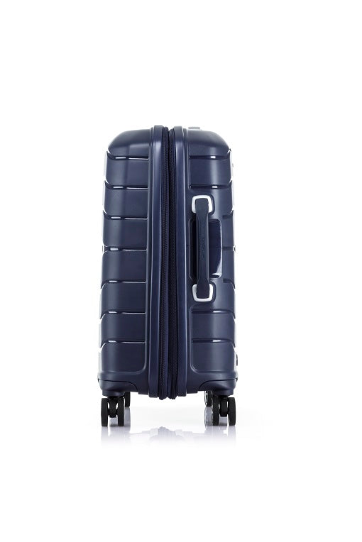 samsonite oc2lite 55cm small suitcase