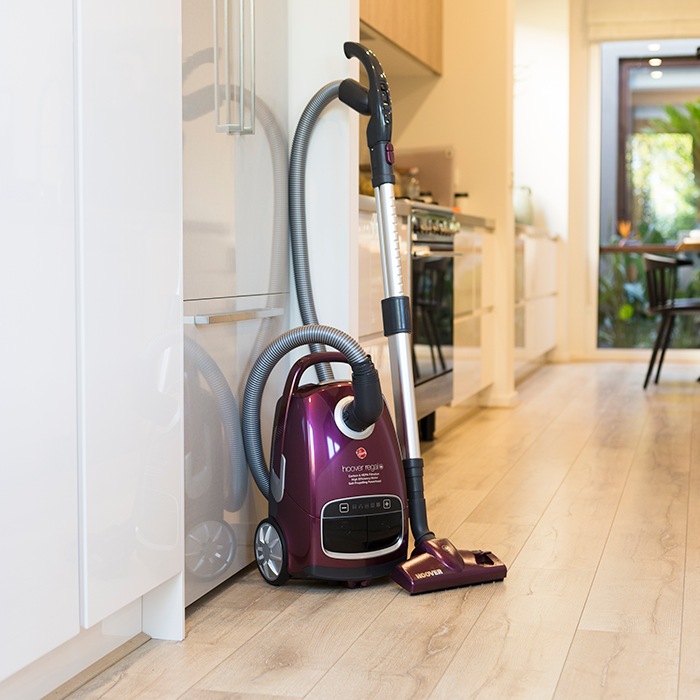 Hoover Regal Bagged Vacuum Advanced SelfPropelling Powerhead HEPA