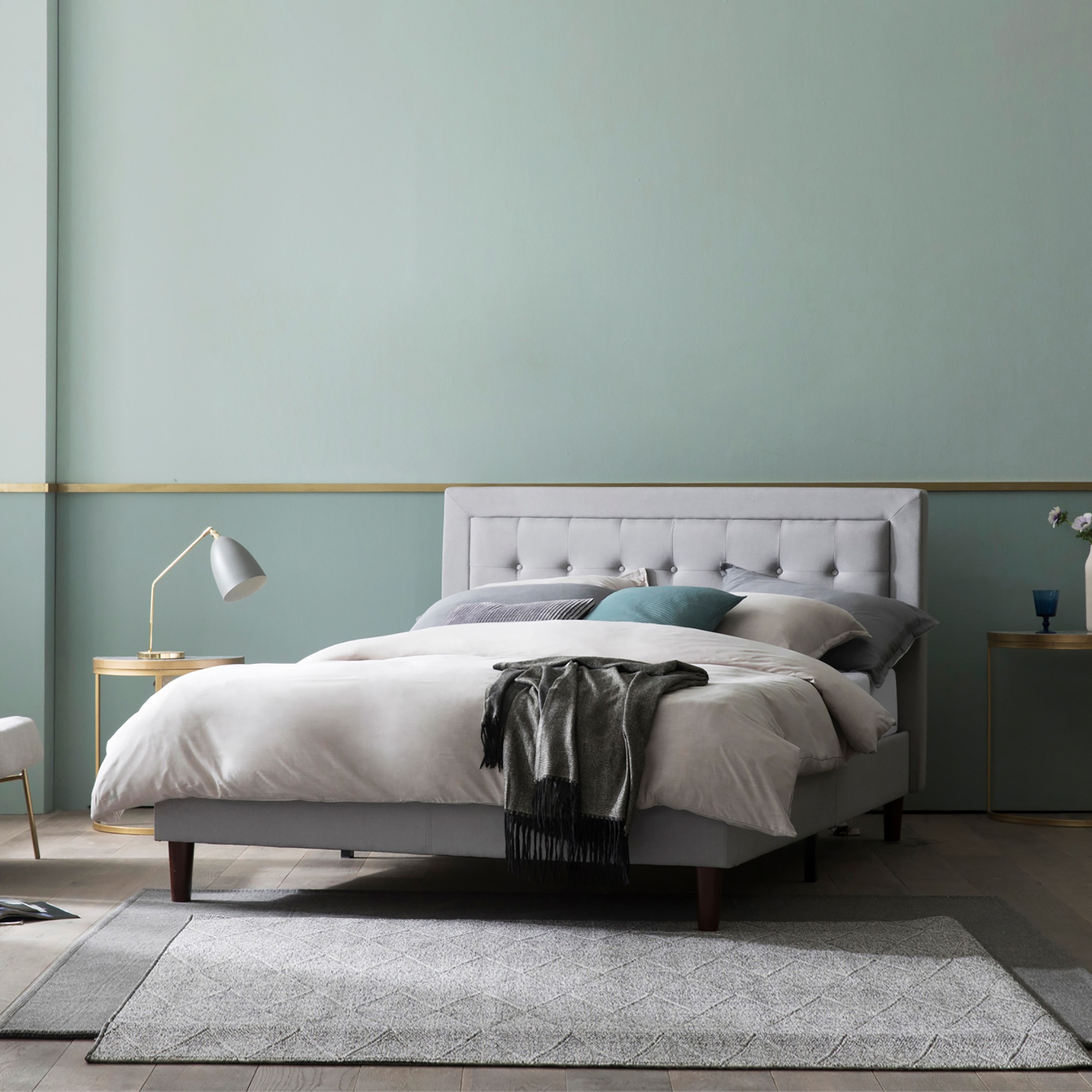 Zinus Dachelle Upholstered Button Tufted Premium Luxury Classic