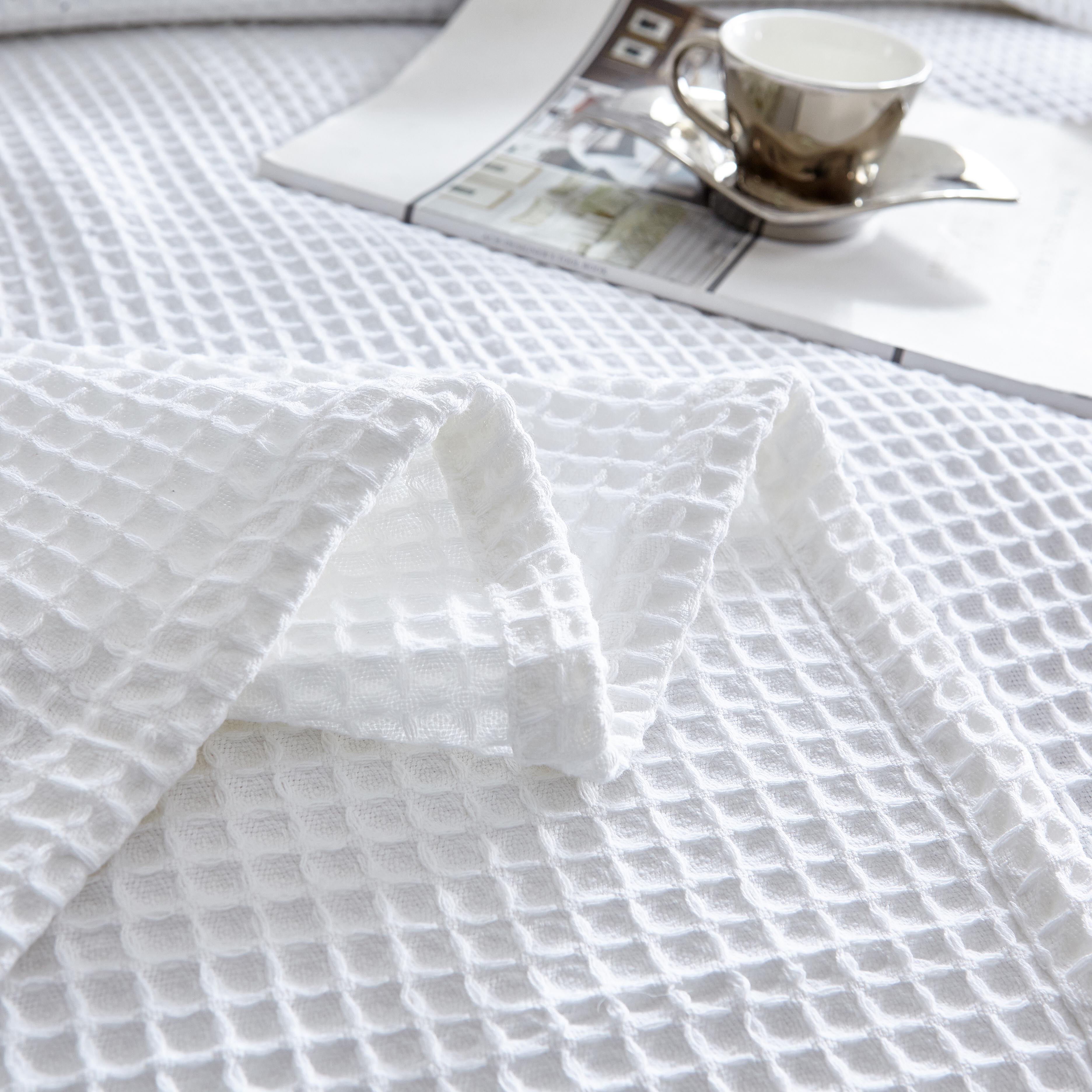 100 Cotton 350gsm White Waffle Blanket Buy Single Bedspreads