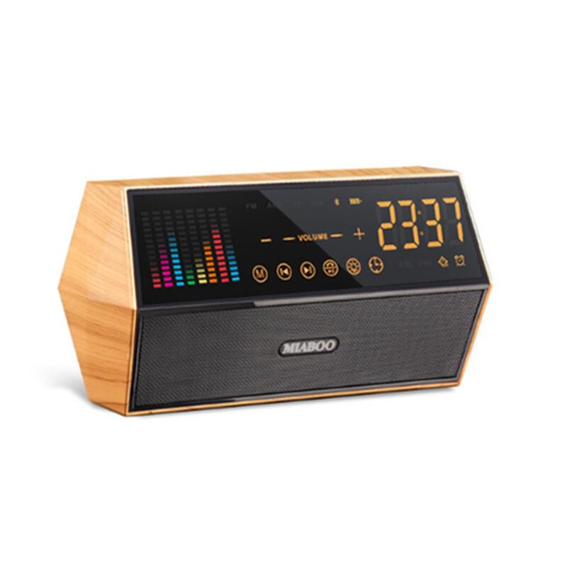 Woodgrain Audio Smart Wireless Bluetooth Speaker Retro Clock Alarm Clock Radio with Display